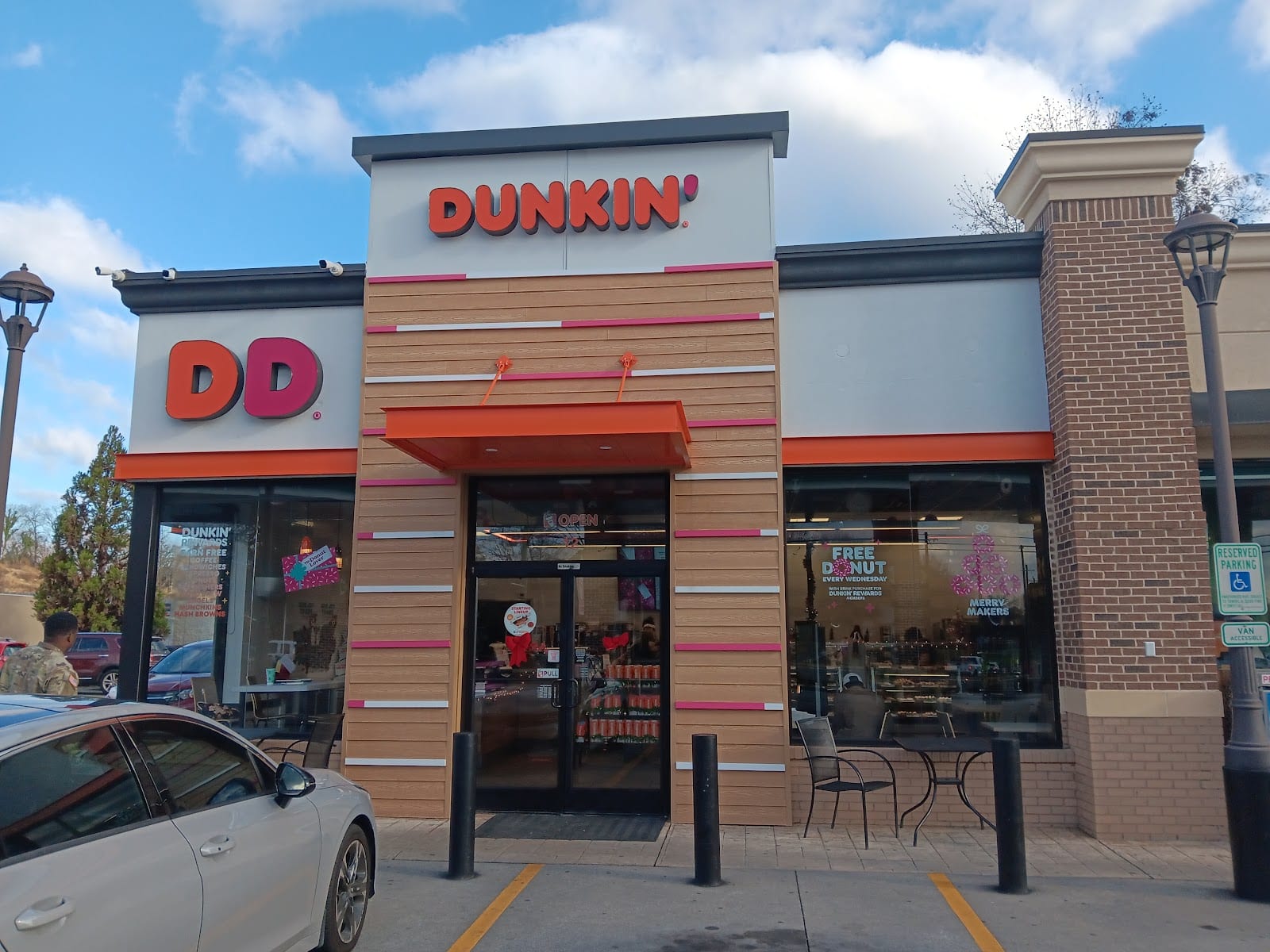 Dunkin', photo 2
