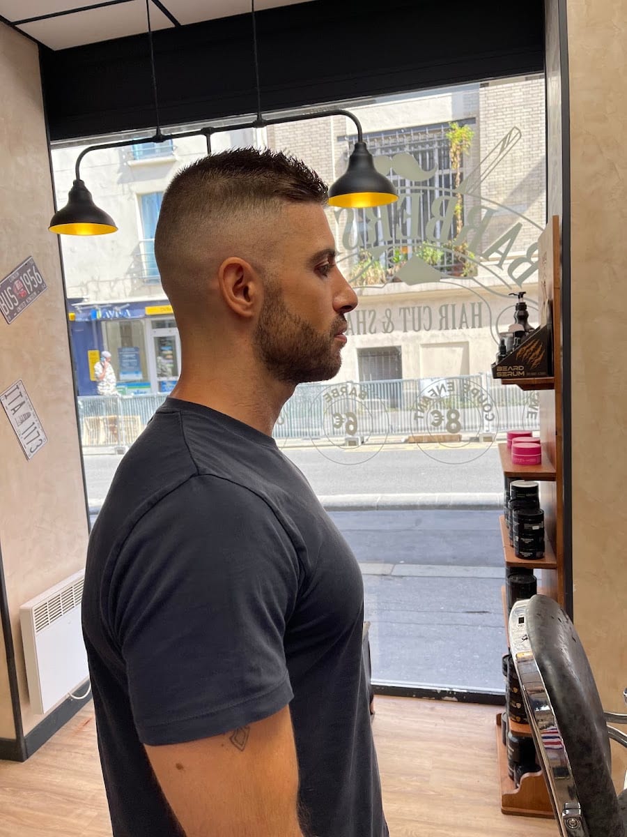 Le Guy Moquet Barbershop