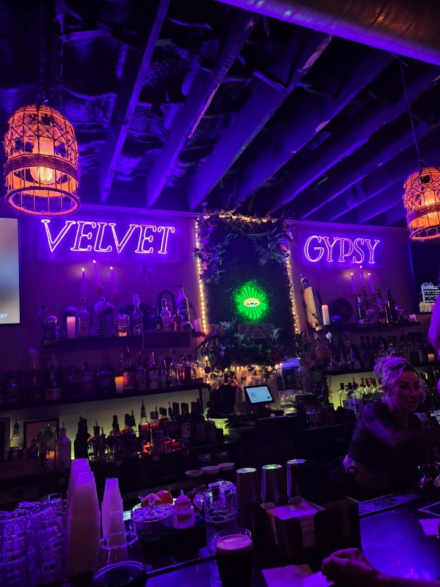 Velvet Gypsy, photo 3