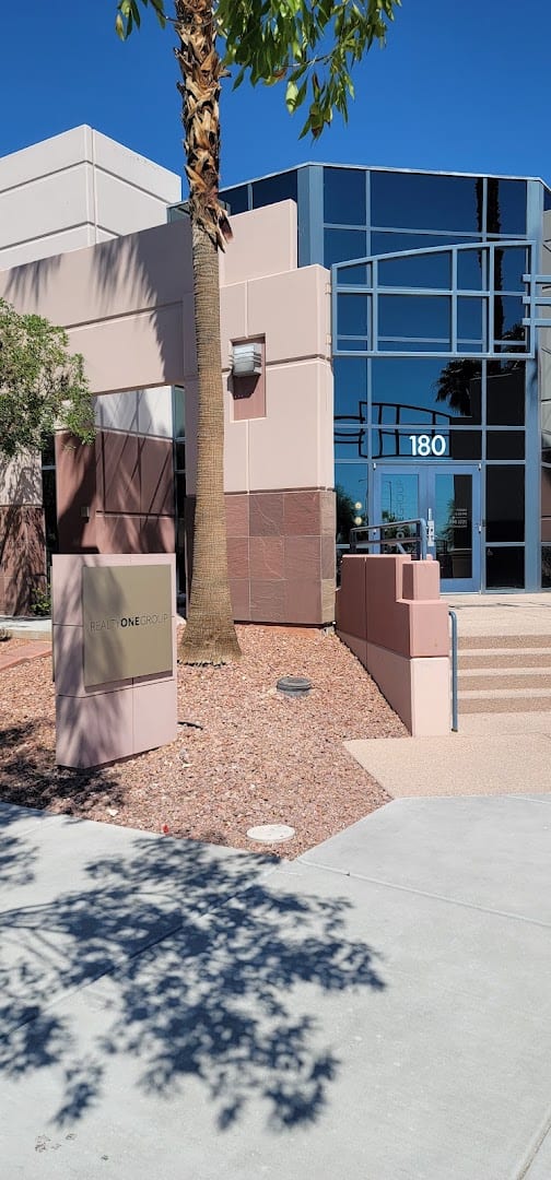 Kimberly Alexander At Realty One Group, photo 2