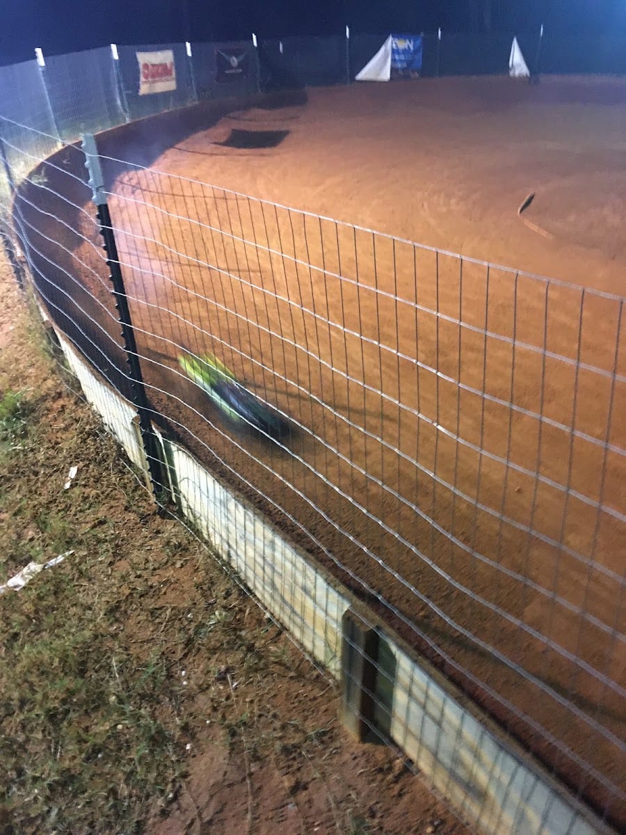 HobbyTown Rc Race Track, photo 3