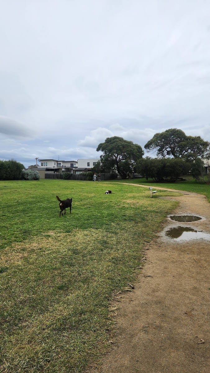 Lawson Park Fenced Dog Off Leash Park