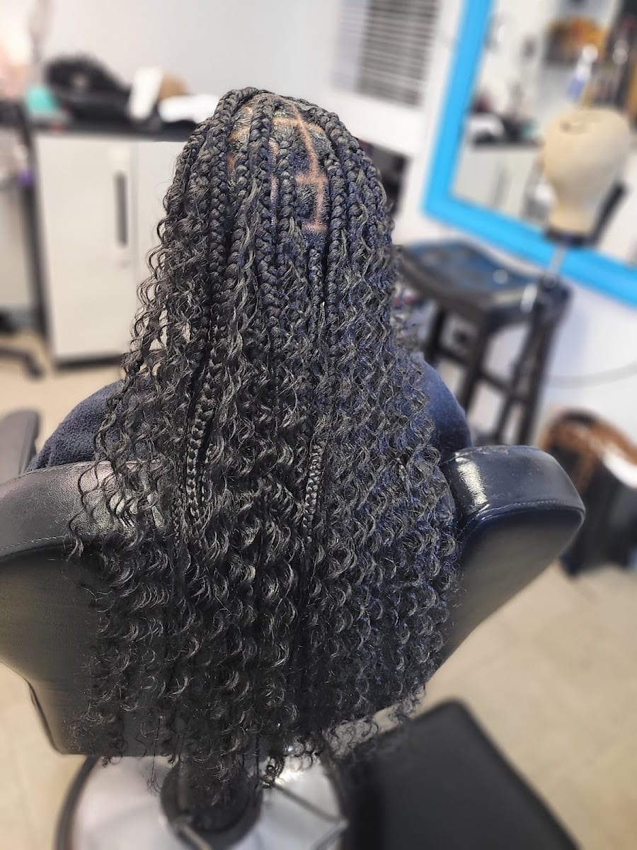 Studio 2020 Salon, photo 4