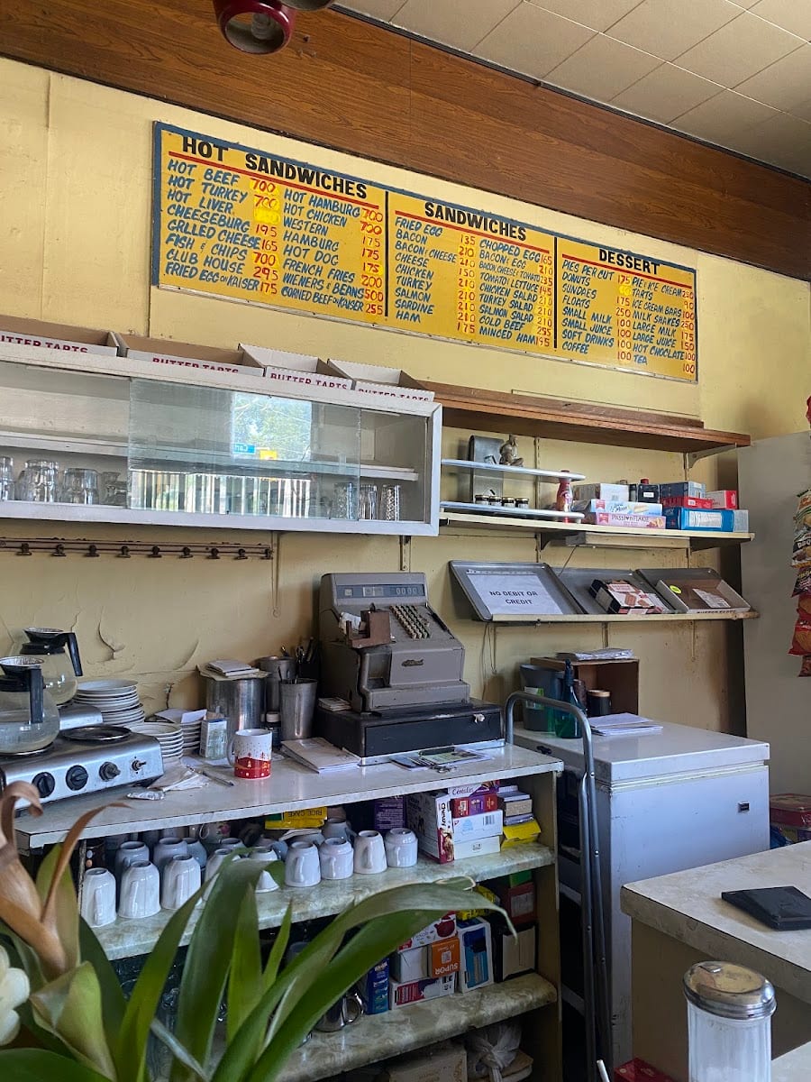 Gale's Snack Bar, photo 3