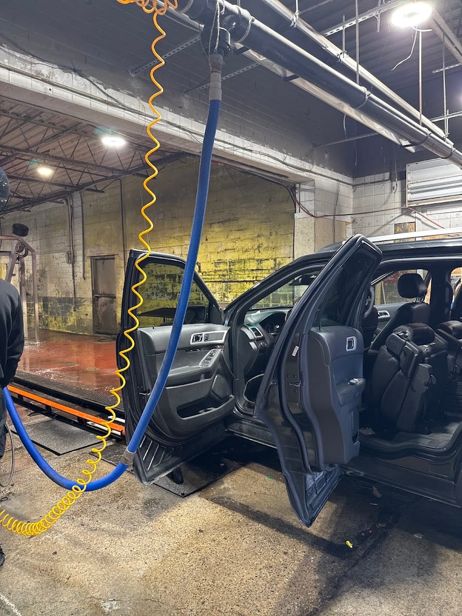 Royal Car Wash And Detailing