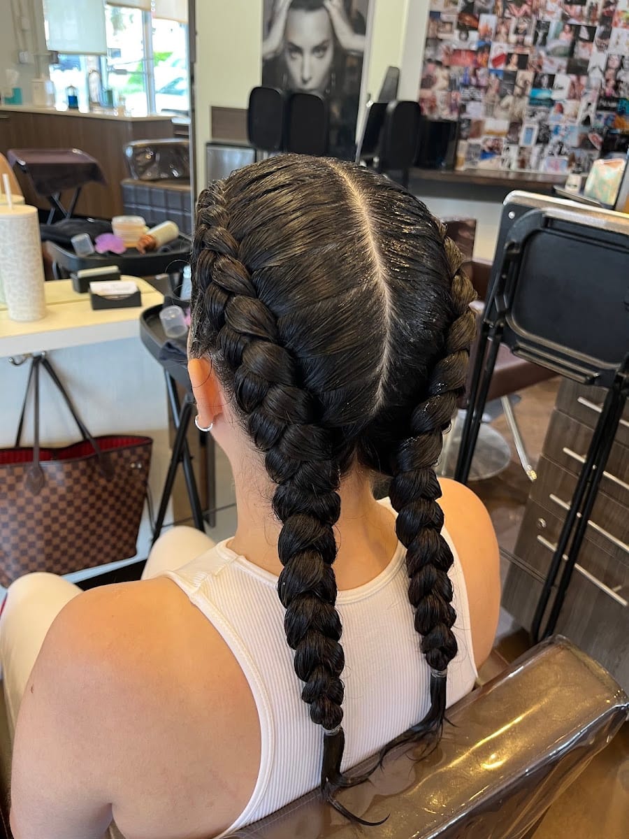 ZS Salon