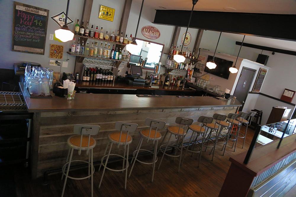Merchants Wood Fired Pizza & Bistro, photo 2