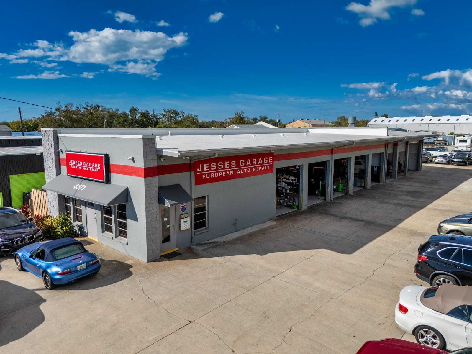 Jesse's Garage European Auto Repair - Clark Rd