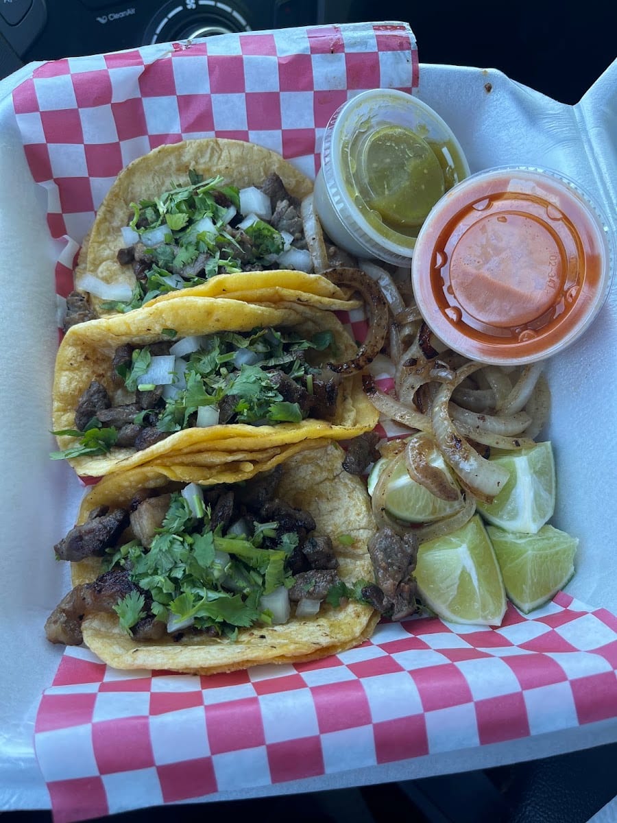 Lady Tacos