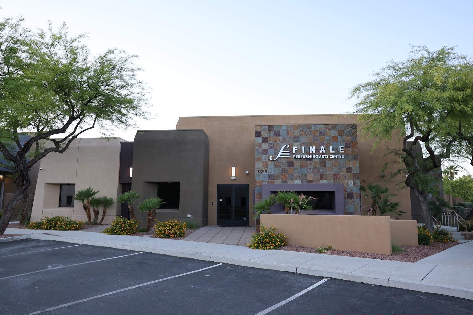 Finale Performing Arts Center, photo 2