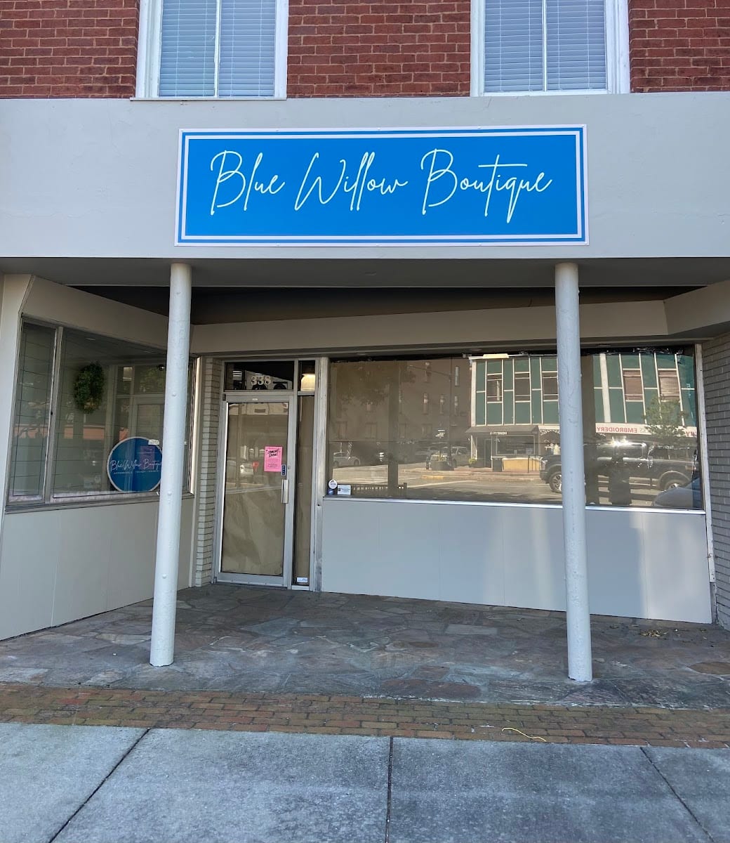 Blue Willow Boutique, photo 3