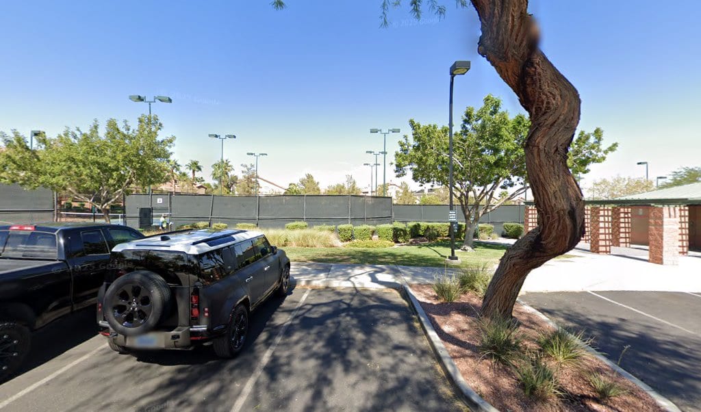 Arbors Tennis Courts