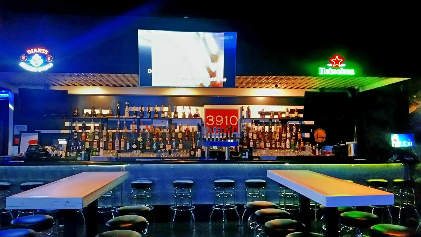 3910 Lounge