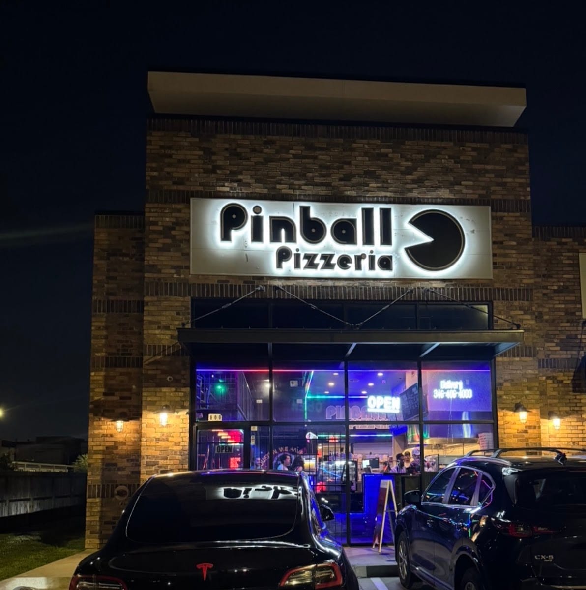 Pinball Pizzeria, photo 2