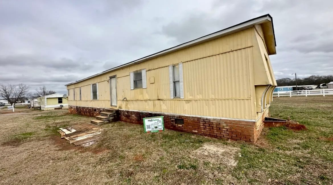 Palmetto Trailer Park, photo 2