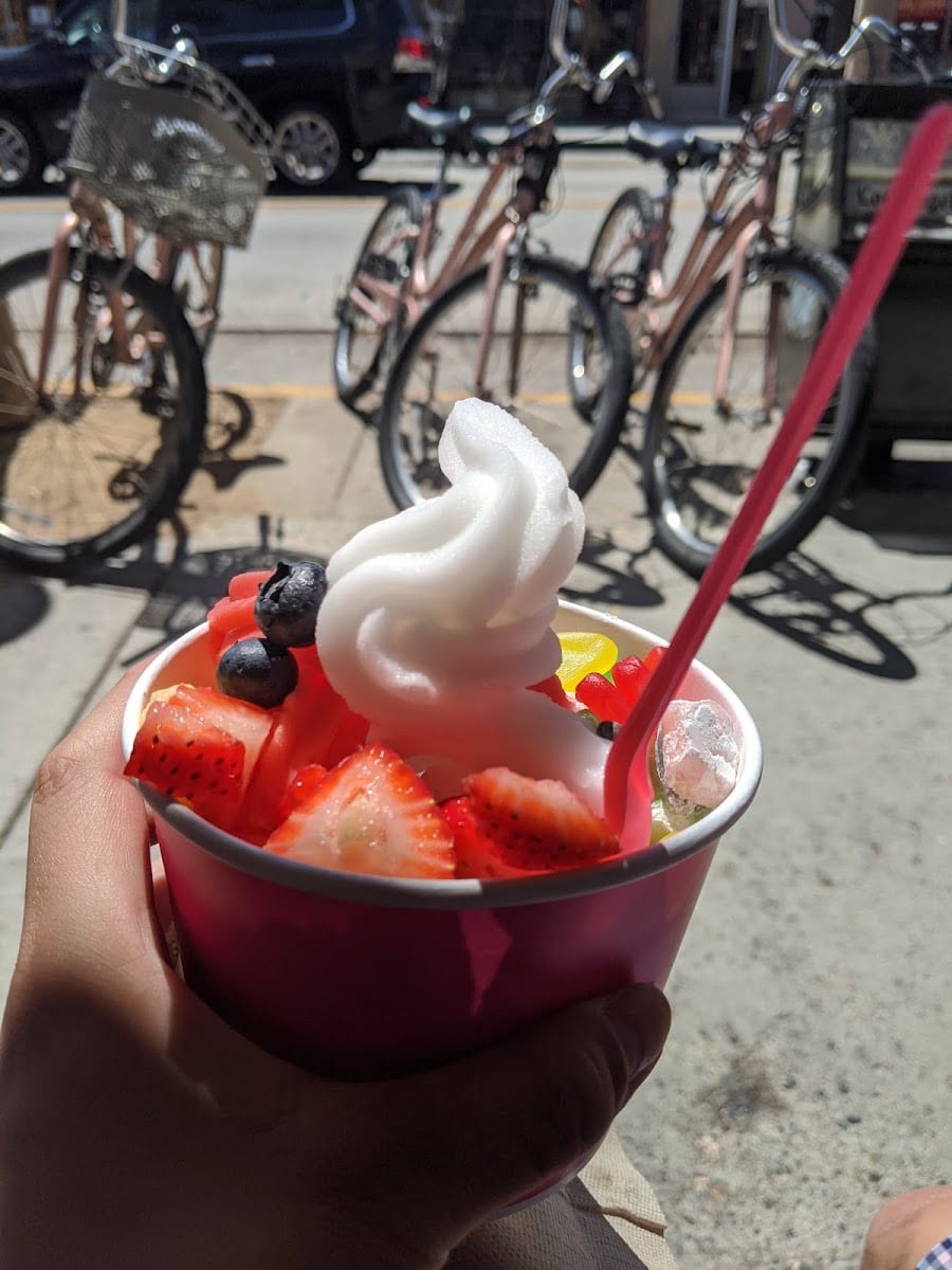 Tutti Frutti Frozen Yogurt, photo 2