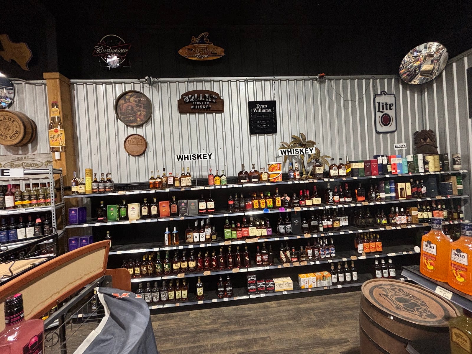 Buddy's Beer Wine Liquor & Gas #1, photo 4