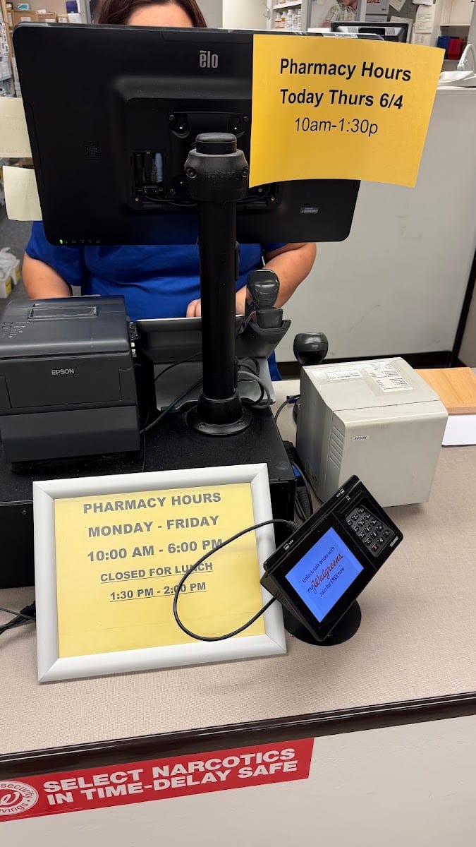 Walgreens Pharmacy, photo 3