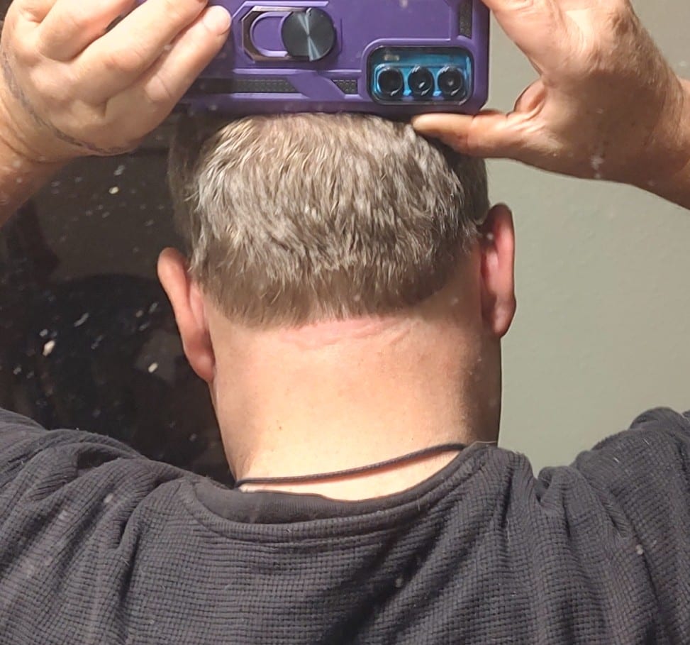 Sunny Barber, photo 3