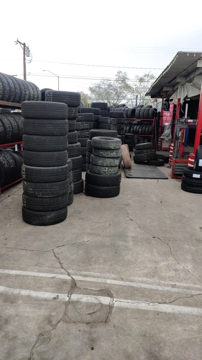 El Tingon Tire Shop (Welding & Wheel Repair), photo 4