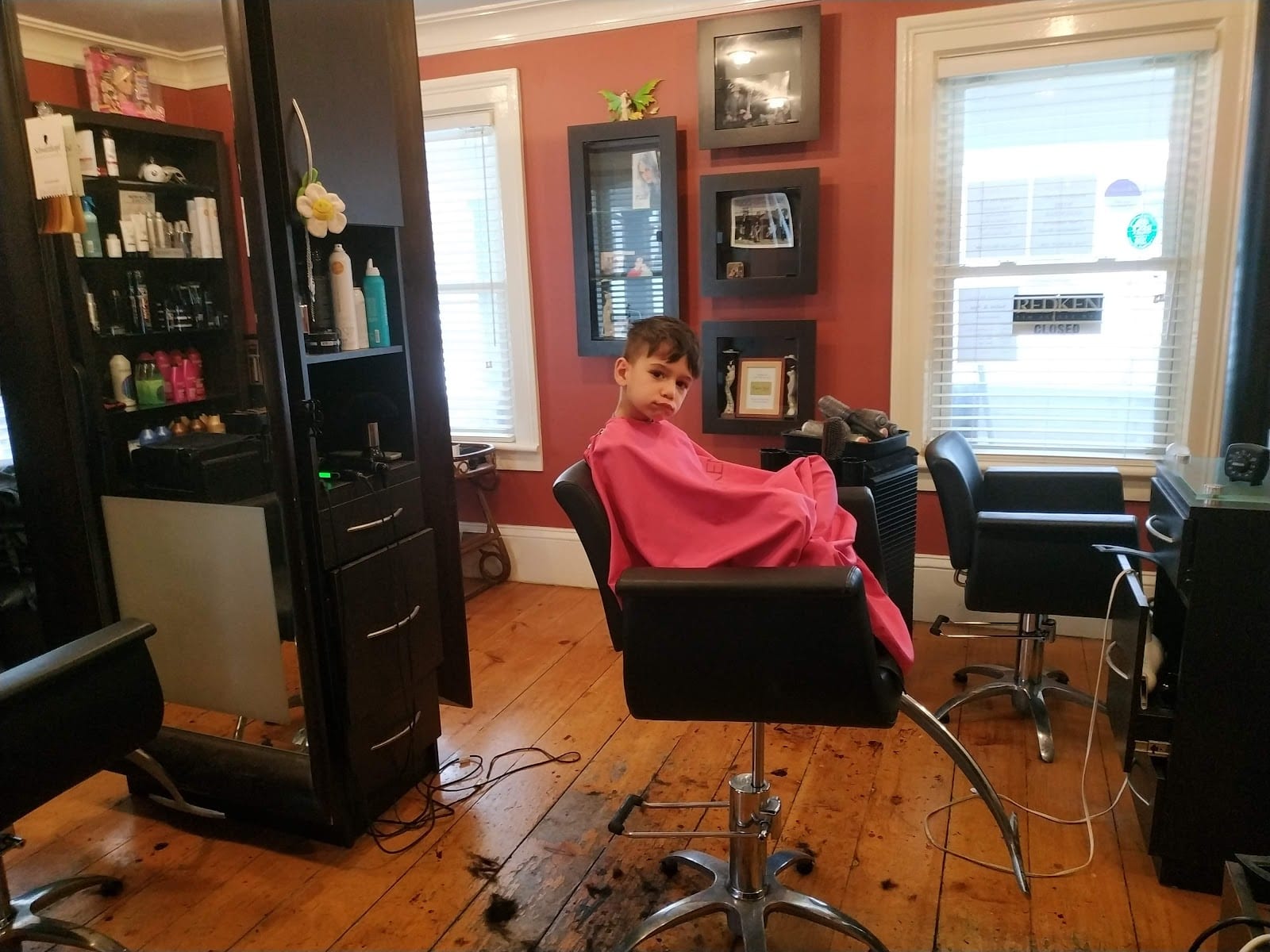 Crystal Water Salon & Spa