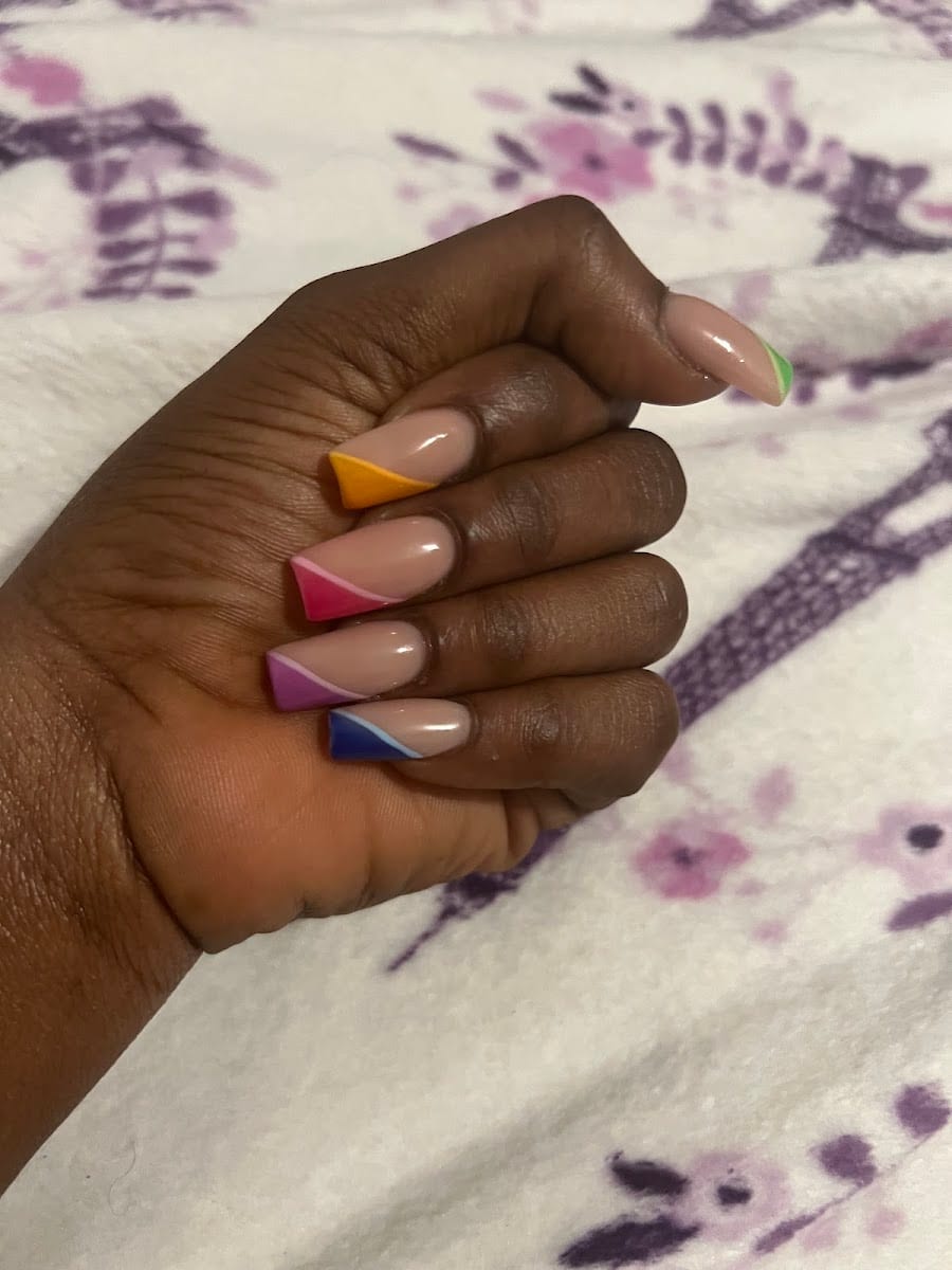 Nails ,pestañas ,Microblading , plasma Lili