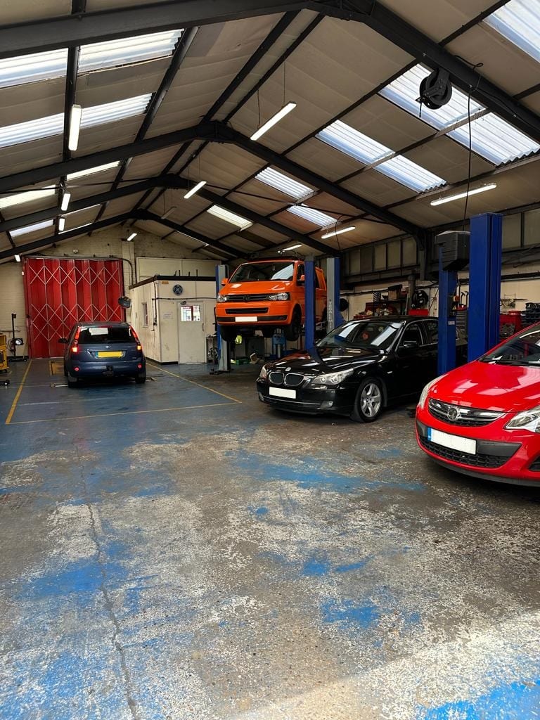 H M T Norwich - AutoService MOT and Tyres Specialist