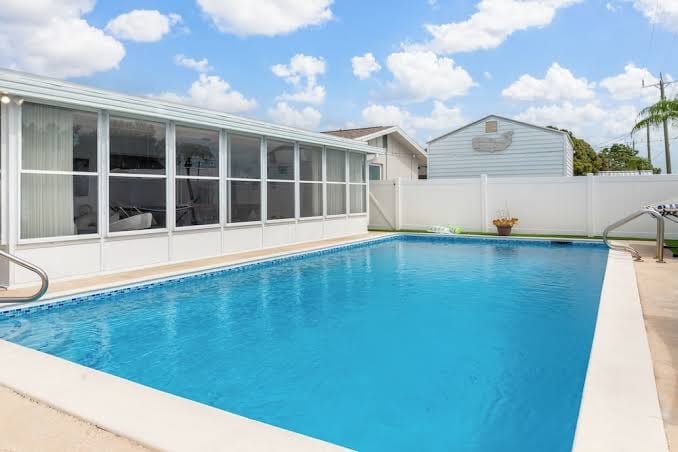 Sun Coast Oasis-Heated Pool-Pool Table-Arcade, photo 3