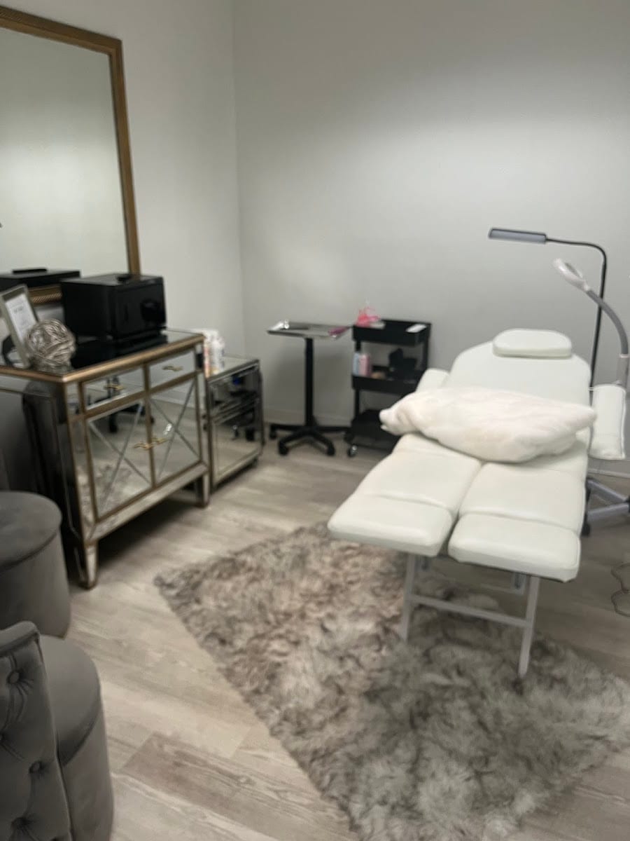 Lux Beauty Studio
