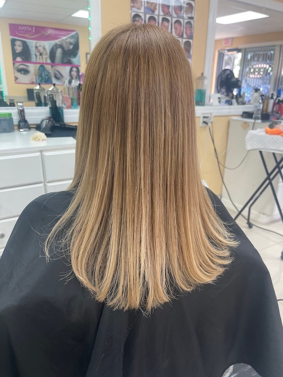 Latina Beauty salon