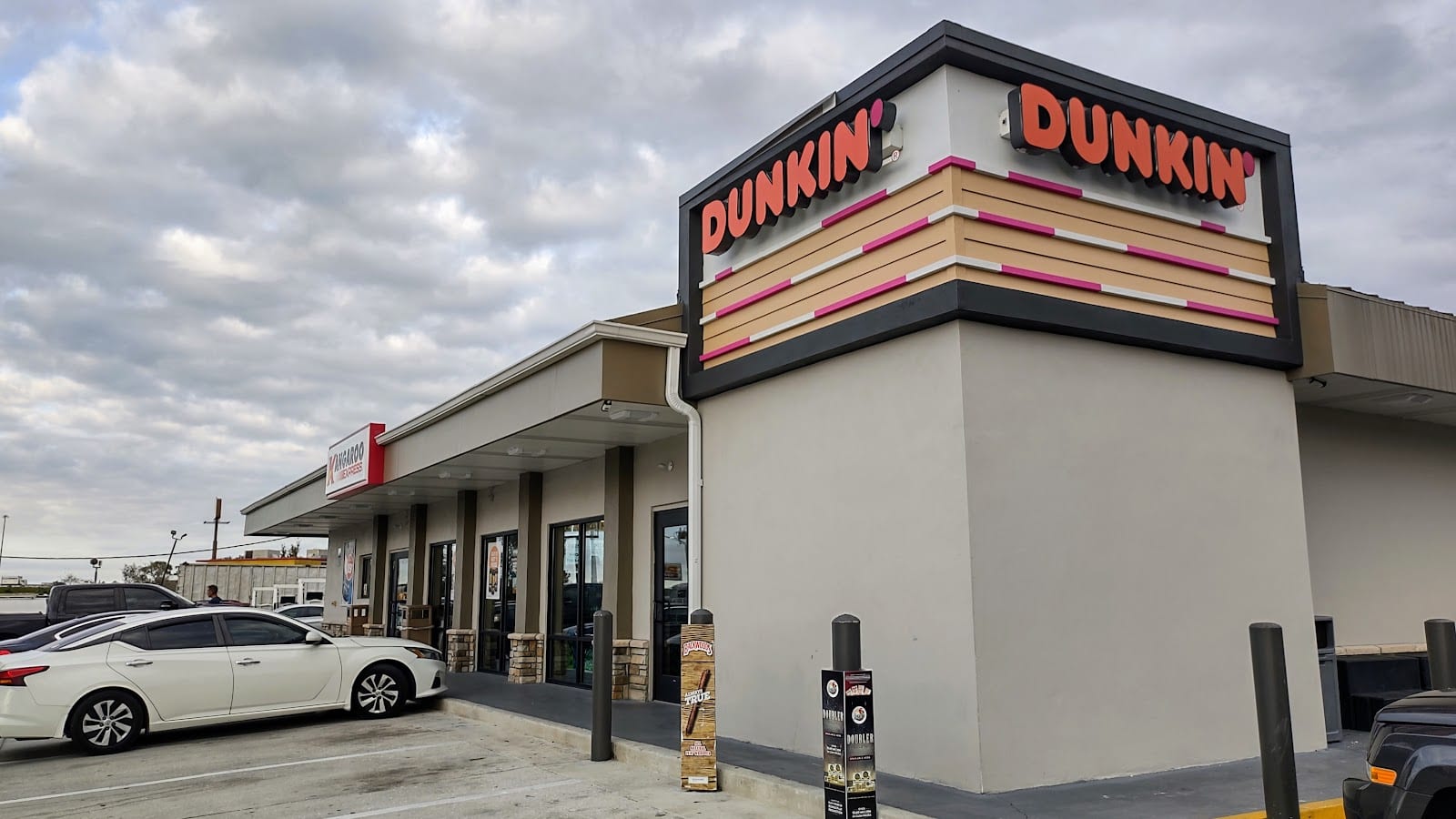 Dunkin', photo 2