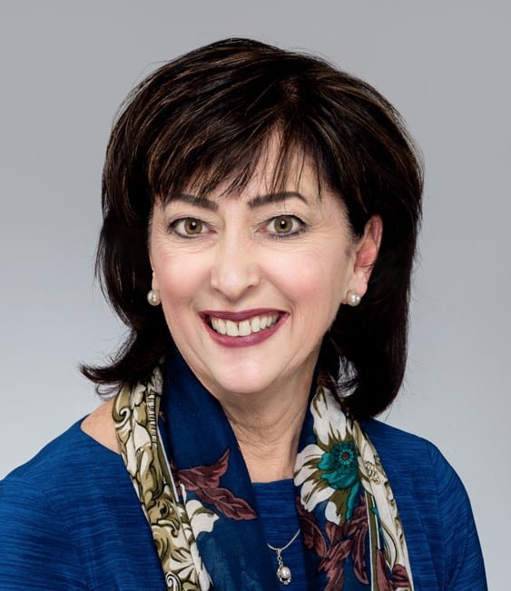 Deborah Laggini - Deborah Laggini & Associates of Long and Foster|Forbes Global Properties