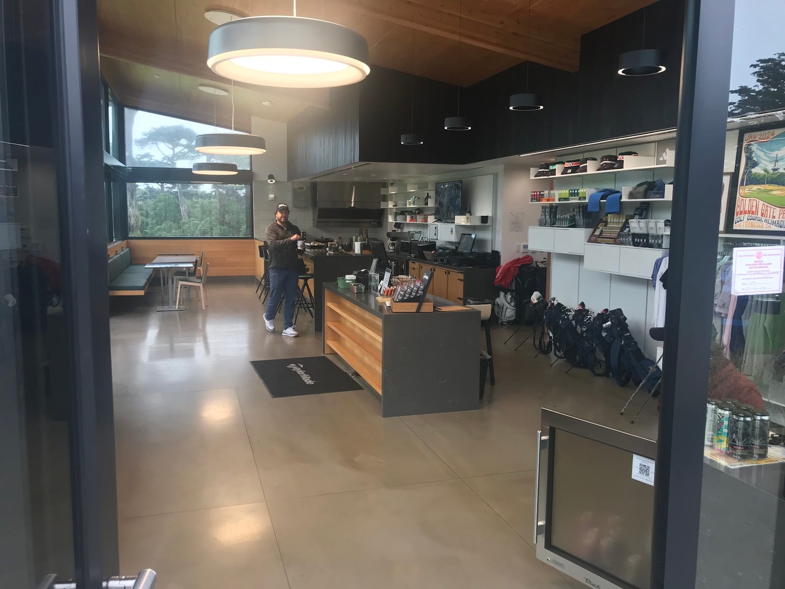 Clubhouse Restaurant | Golden Gate Golf Course