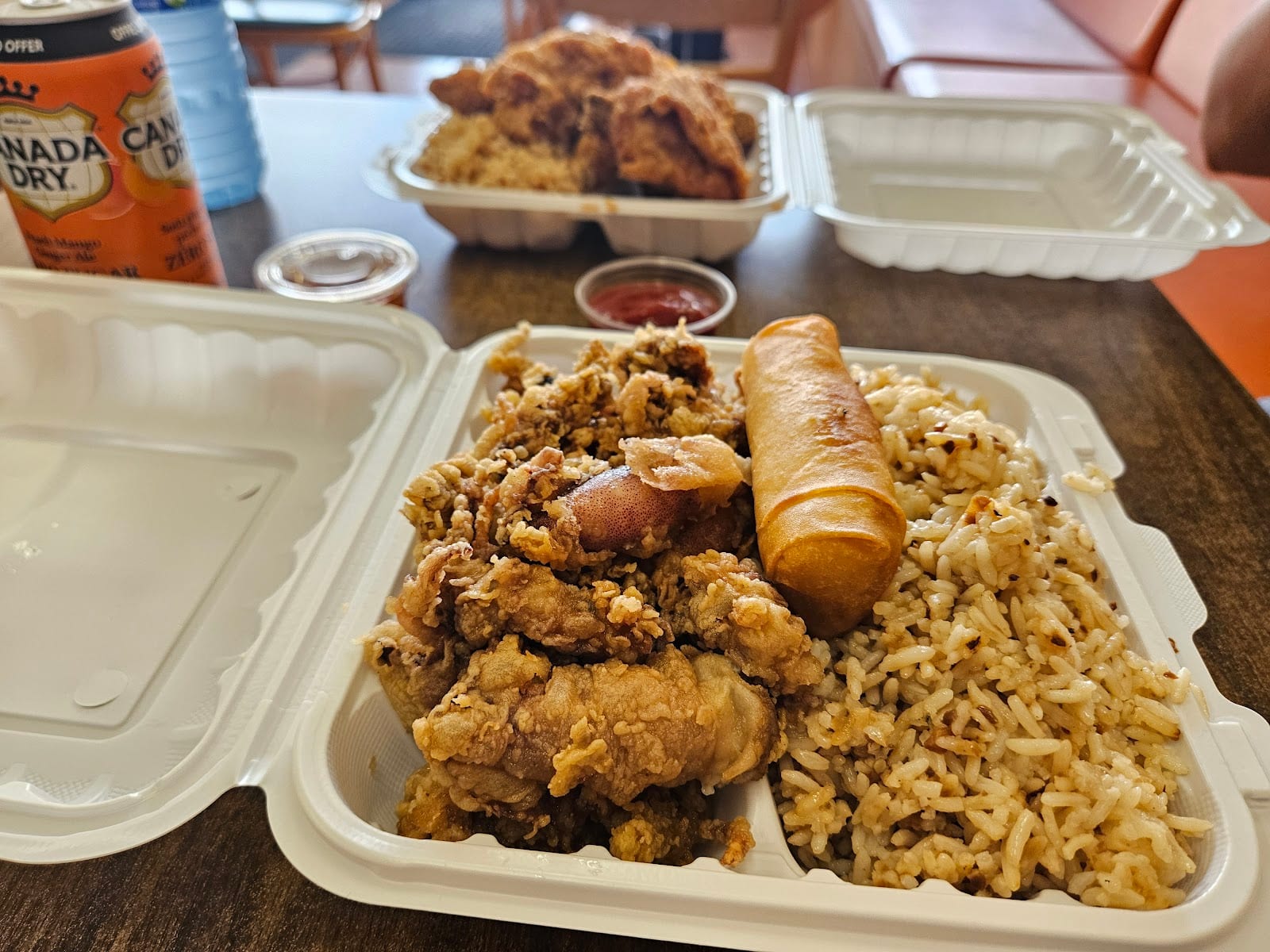Eglinton Fast Food - Open for takeout ,Dine In and Catering, photo 2