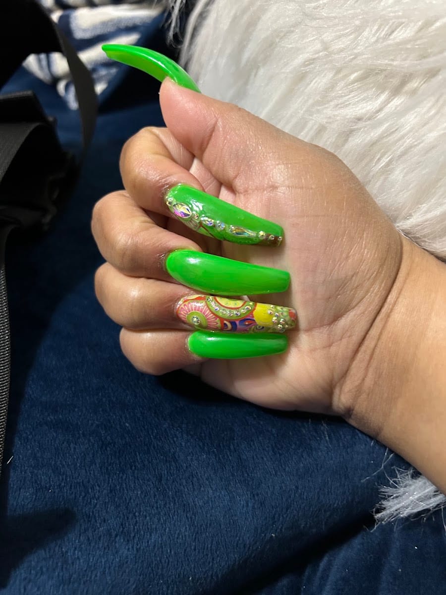 Century Nails & Tan