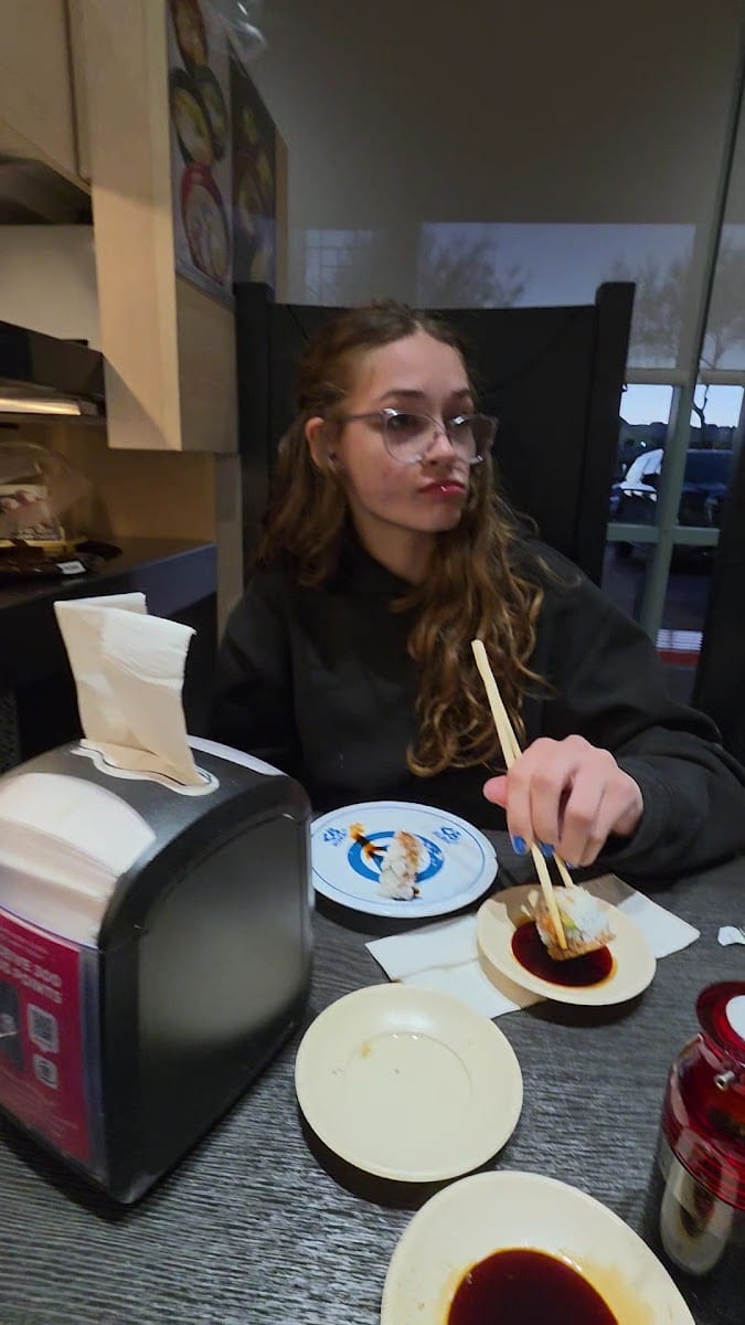 Kura Revolving Sushi Bar, photo 3