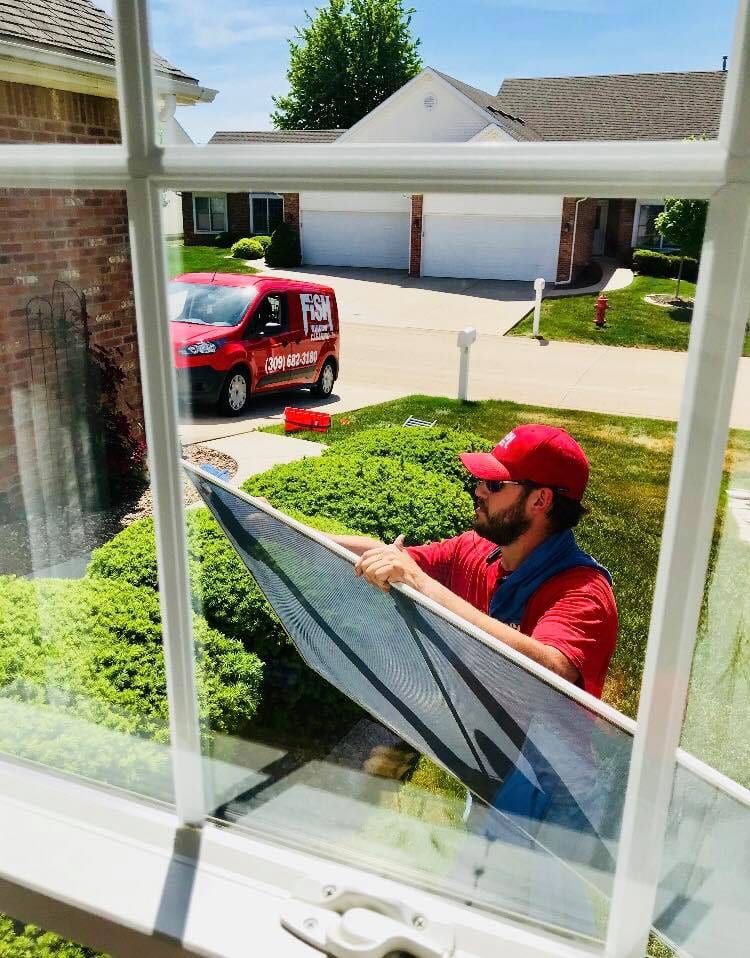 Fish Window Cleaning, photo 3