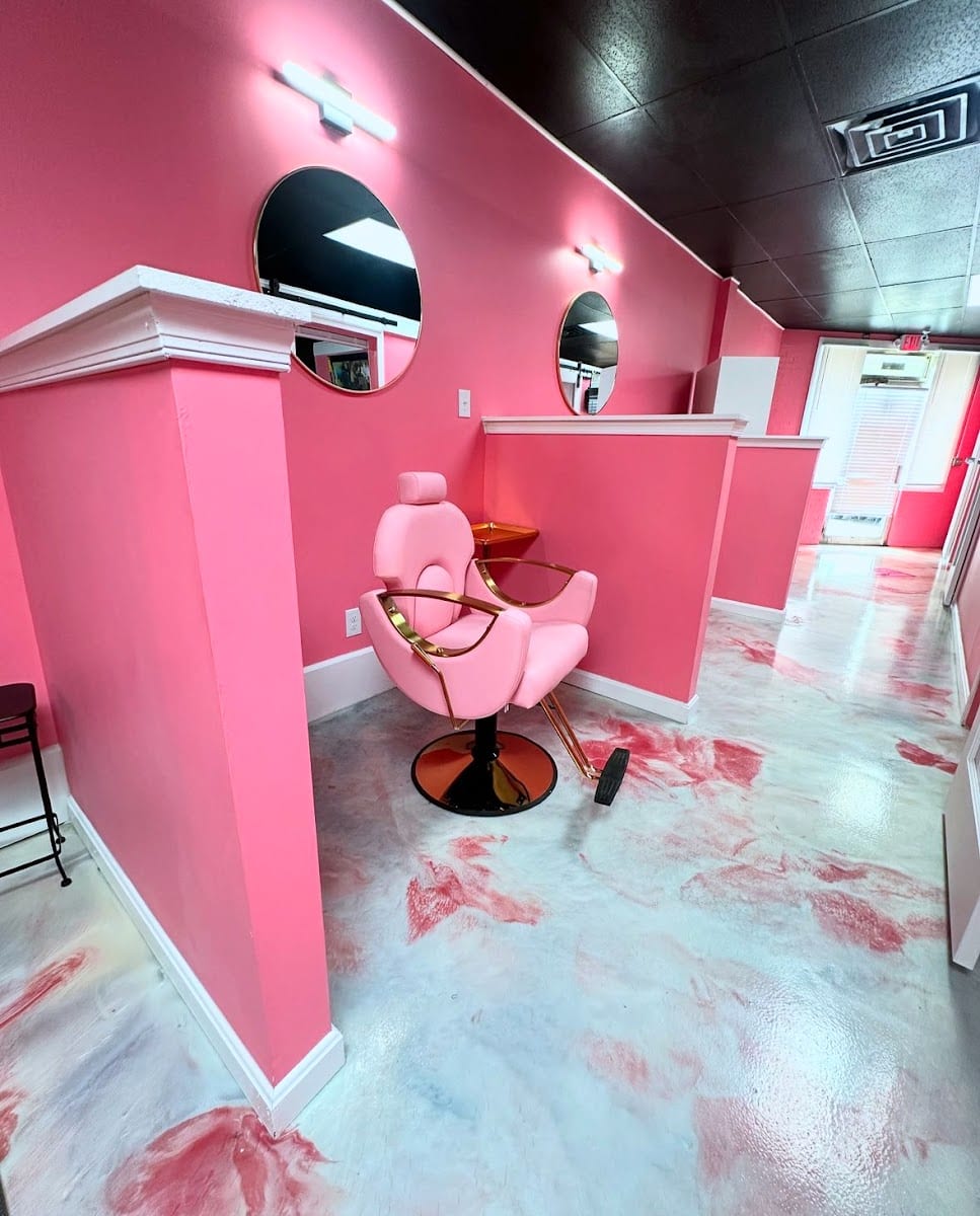 Headturnhers Beauty Bar