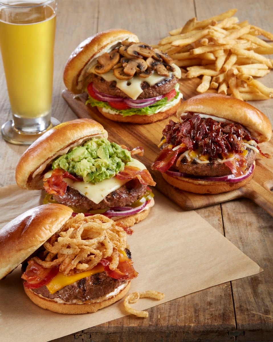 BJ's Restaurant & Brewhouse, photo 4