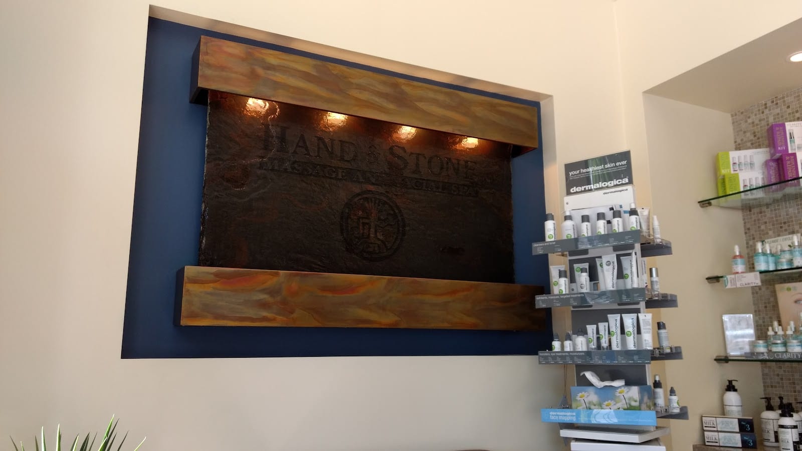 Hand & Stone Massage and Facial Spa, photo 3