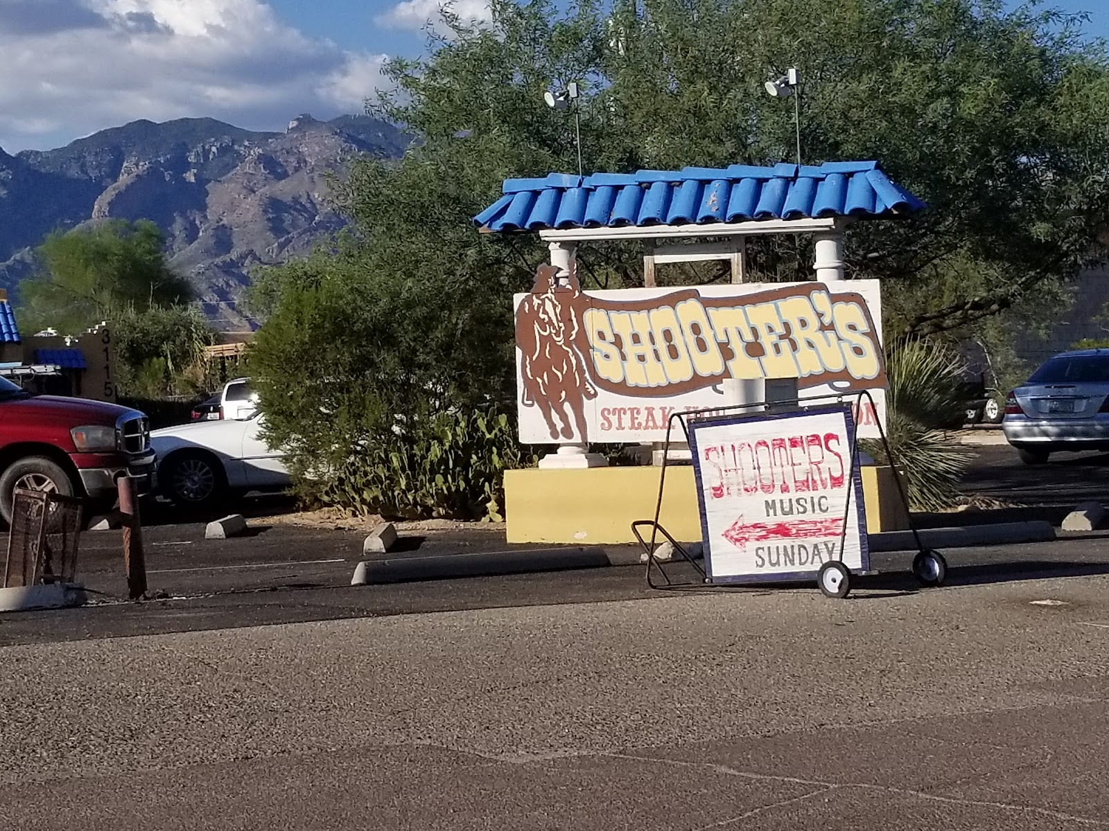 Shooter's Saloon