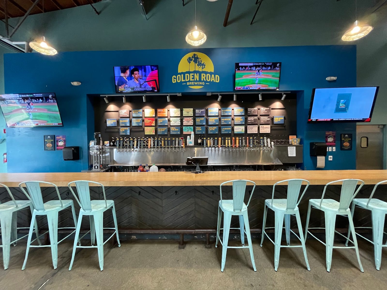 Golden Road Brewing Anaheim, photo 3