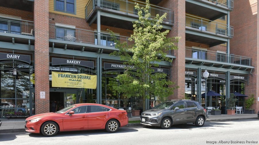 Franklin Square Market, Restaurant & Bar, photo 2