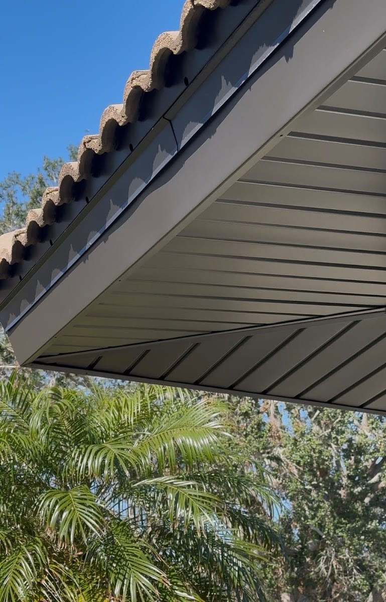 Combid Pro - Carports, Pool Cages, Gutters, photo 2