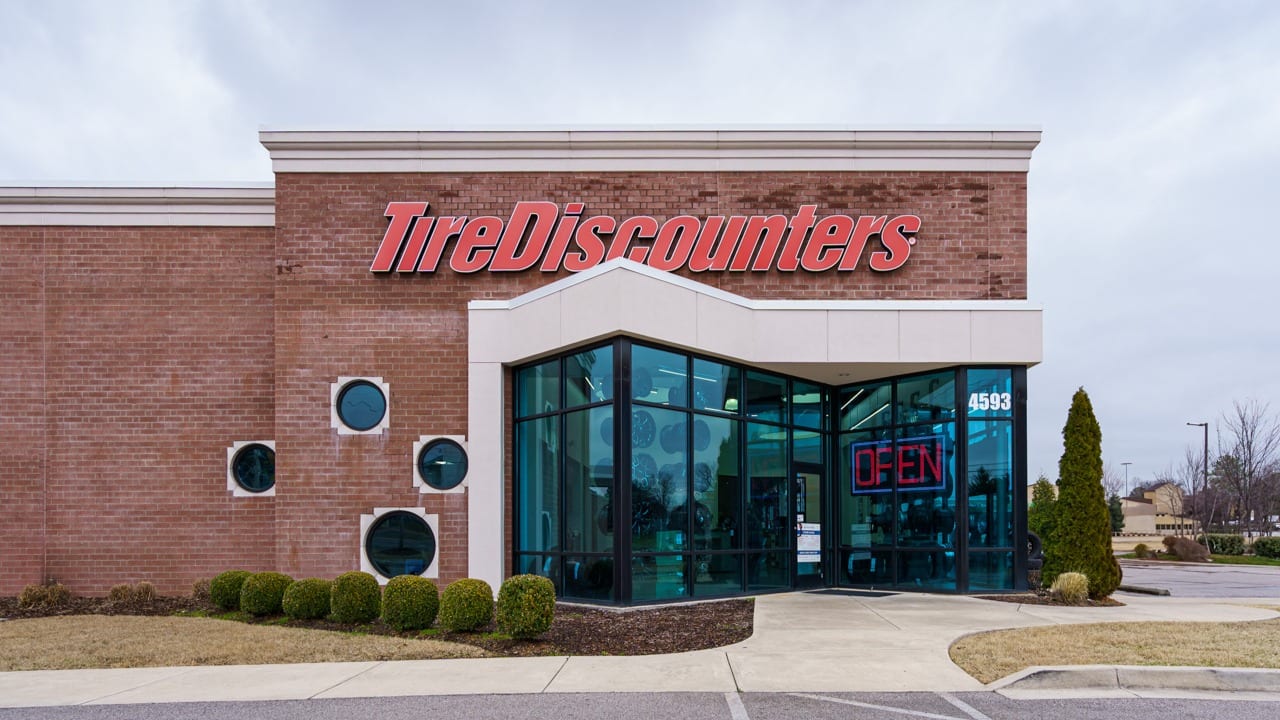 Tire Discounters, photo 2