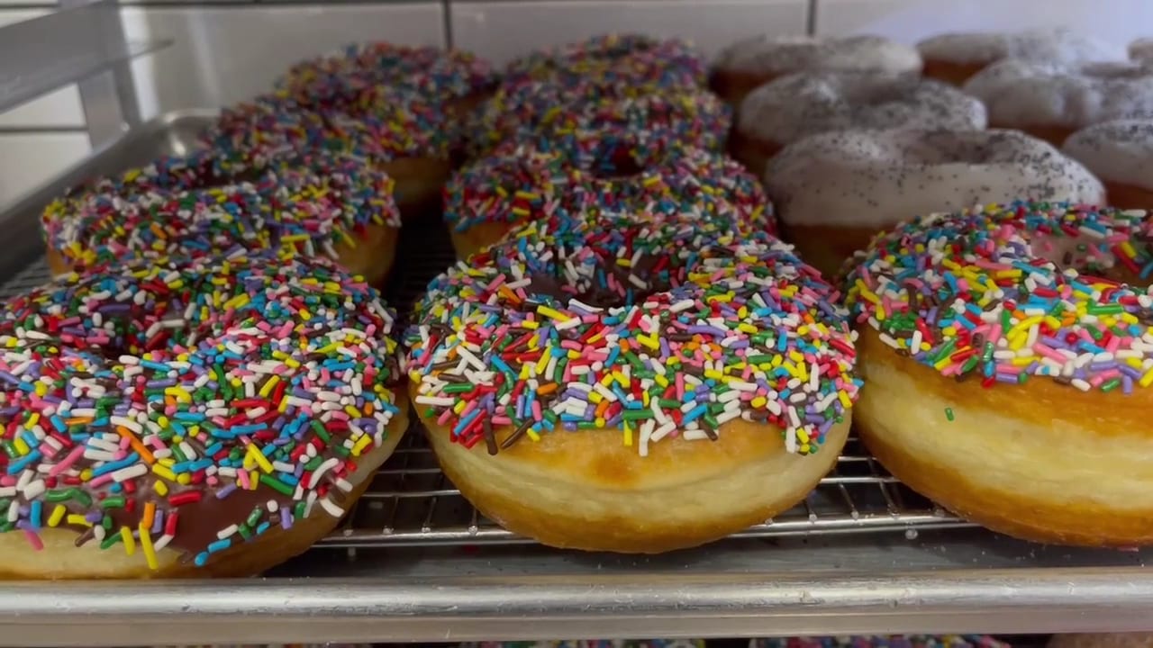 Johnny Doughnuts, photo 3
