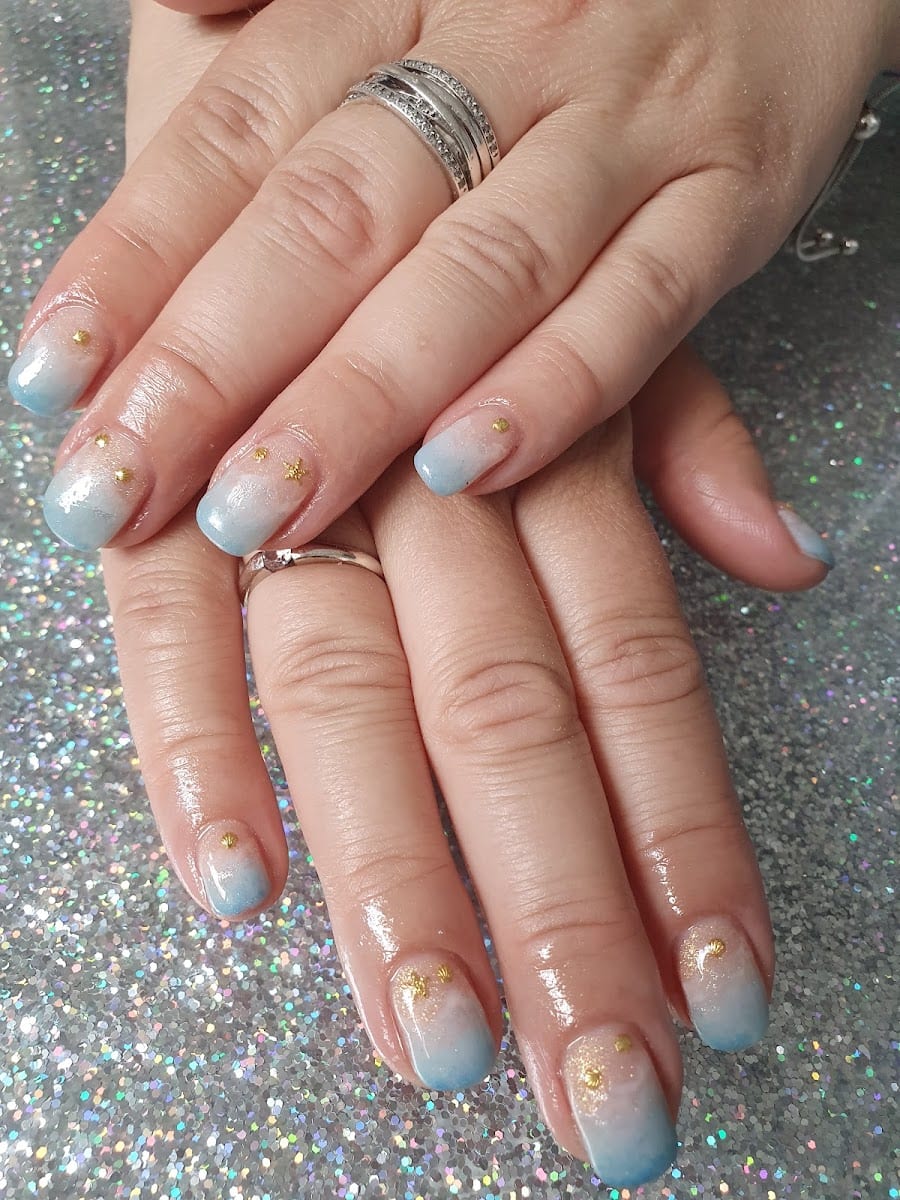 Kerry's Nails, Beauty and Training