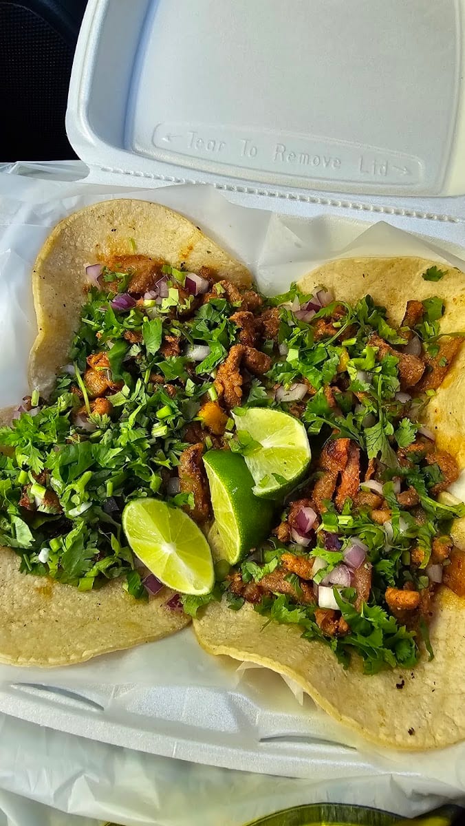 Taco De Oro Authentic Mexican Food Cart, photo 3