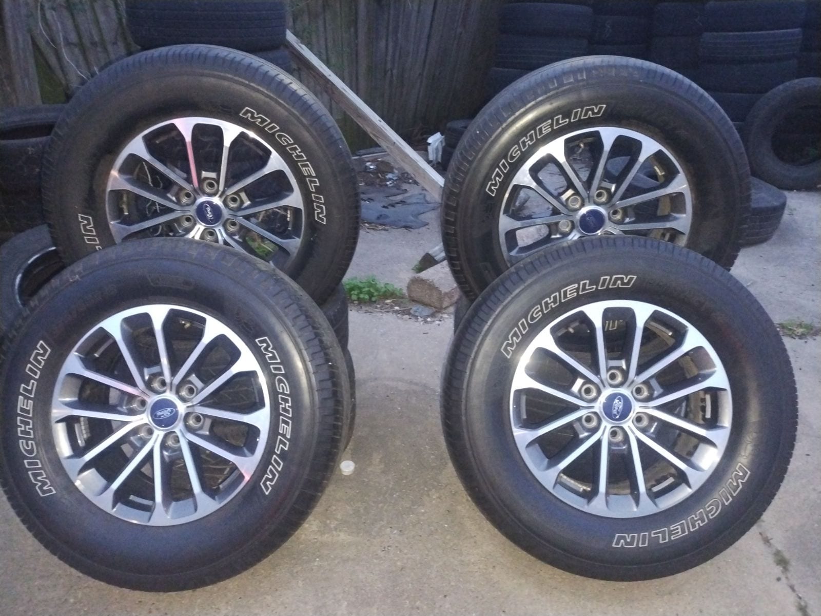 Simmons Tire Shop, photo 3