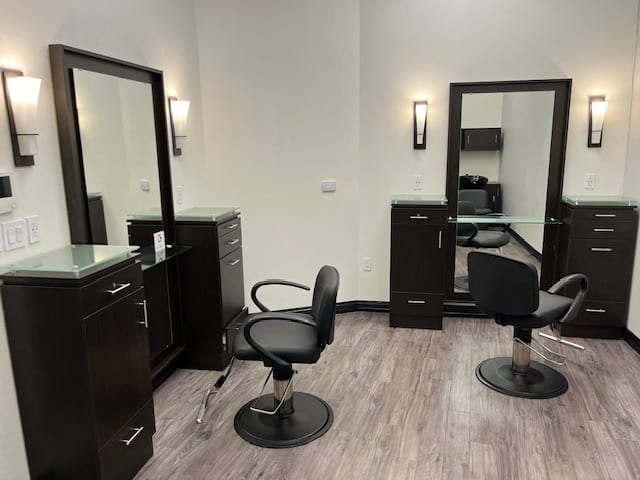 My Salon Suite of Orange Park, photo 3
